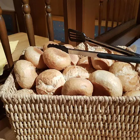 Schwarzwaldgasthof Baren 여관 *