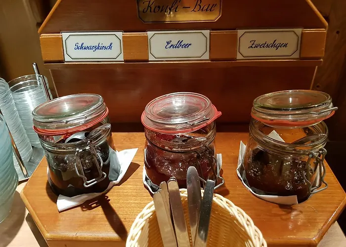 Schwarzwaldgasthof Baren * Titisee-Neustadt